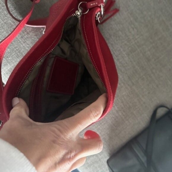Coach red cross body bag - Picture 3 of 3